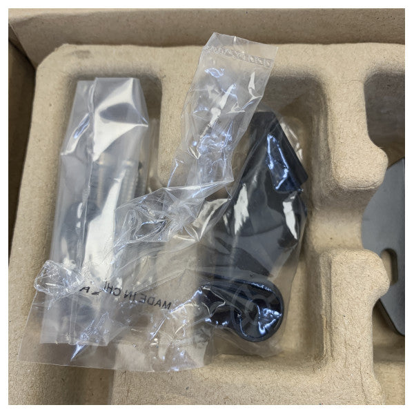 Raymarine E70342 CPT-S DT TM CP100 монтажен дълбочинен трансдюсер за трансом