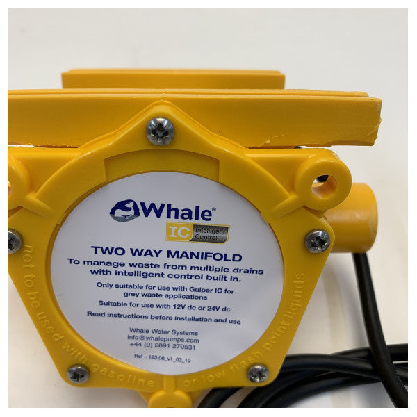 Valas WM2582B 2-suuntainen musta vesimanifolde 1 tuumaa