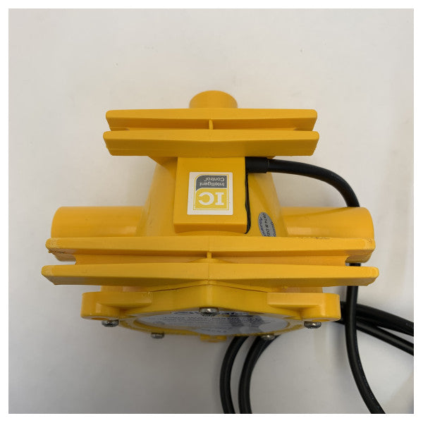 Valas WM2582B 2-suuntainen musta vesimanifolde 1 tuumaa