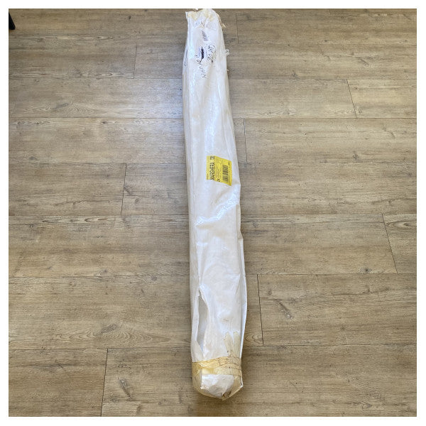 Korkealaatuinen kestävä merikangas, jossa on vedenkestävä kalanruotokuvio - ihanteellinen veneen verhoiluun ja suojaukseen.