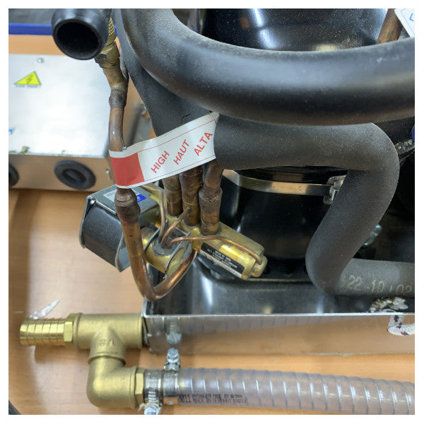 Veco MCN7K3CRCI Marine Stand Alone Airconditioning 7000 BTU 60Hz 230V