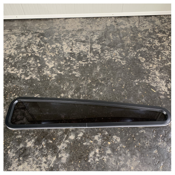 Finestra laterale anteriore fissa grigio-nero a dritta Lewmar Flush Dehler 34 - 30191100