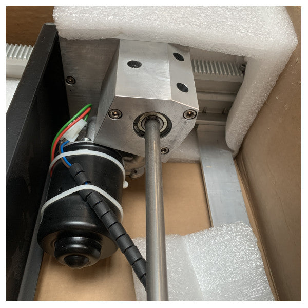 Morska i simfonija Phantom Marine TV lift-7031-3G-H660