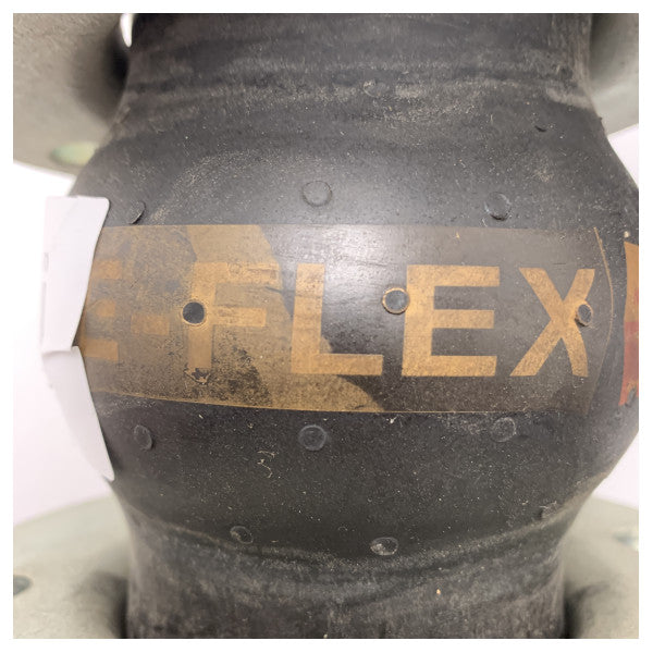 Гъвкав каучуков компенсатор DN65 PN10/16 с фланци от неръждаема стомана за потискане на вибрациите и топлинно разширение в тръбопроводни системи