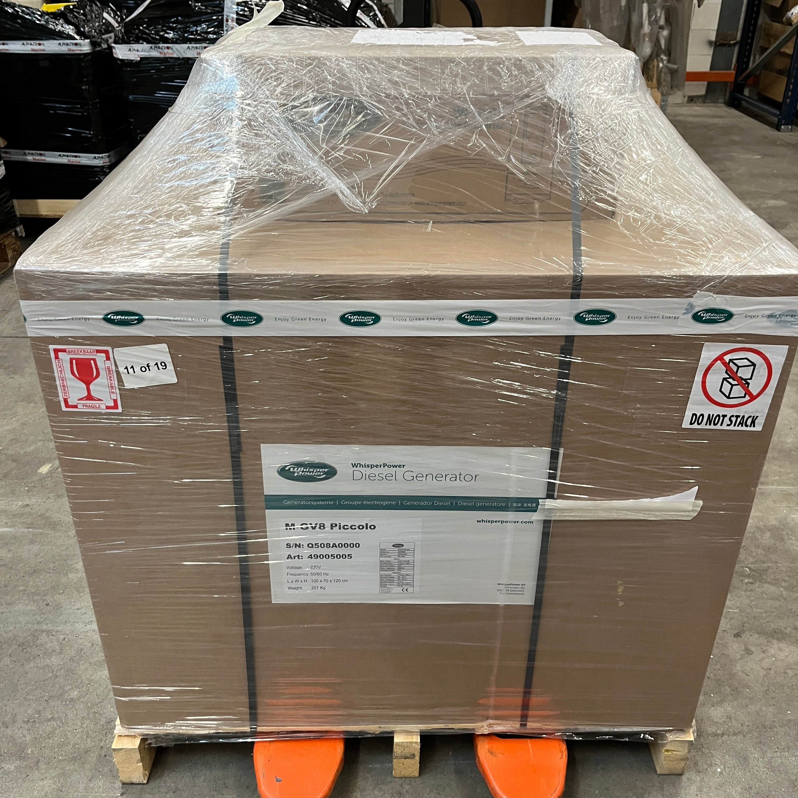 Whisper Power ピッコロ 8 8 kVA 舶用ディーゼル発電機 230V - 49005005