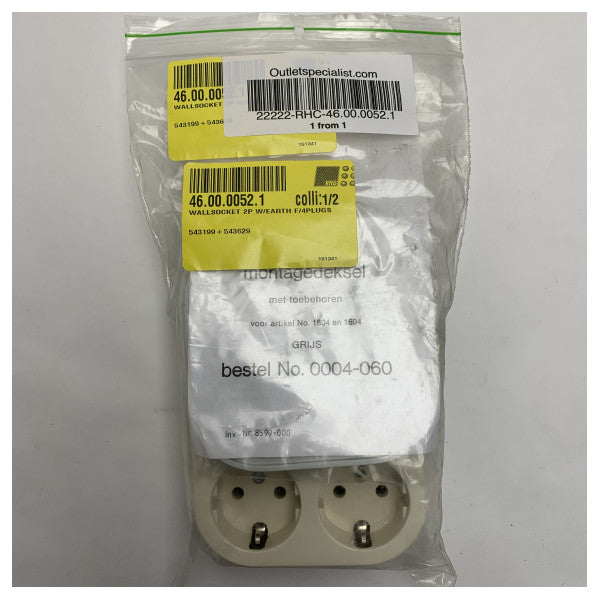 Marinestrom-Steckdose mit vier Doppelausgängen - wetterfest und langlebig