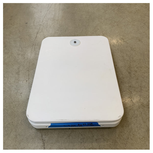 Biała pokryta powłoką CRN otwierająca klapka dostępu - 425477