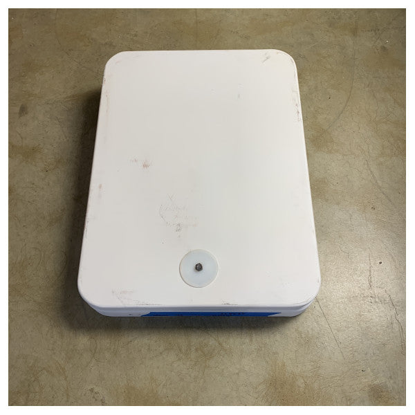 Slitesterk vertikal gunwale flat luke for marine- og offshoreapplikasjoner - 425476