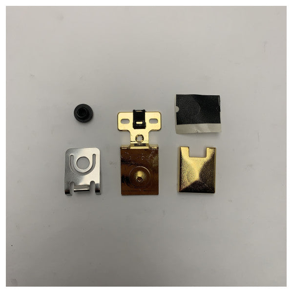 Dobradiça Central de Ouro para Uso Marinho - 66378