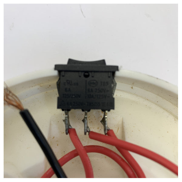 ラリザス マリン インドア ライティング スイッチ付き 12V/24V - 99672