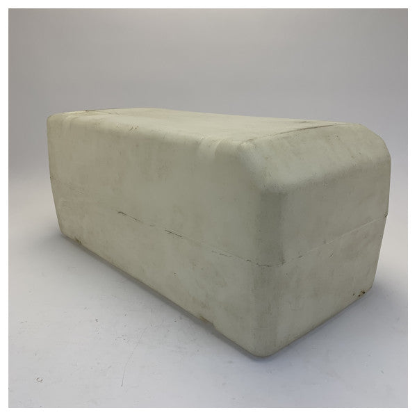 Vetus CE613 Serbatoio marino universale in plastica per carburante e acqua per barche