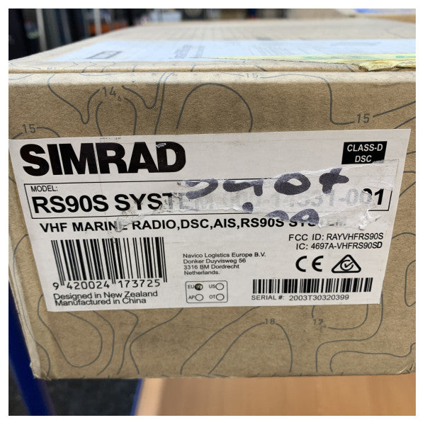 Système VHF Simrad RS90S Black Box avec récepteur AIS DSC