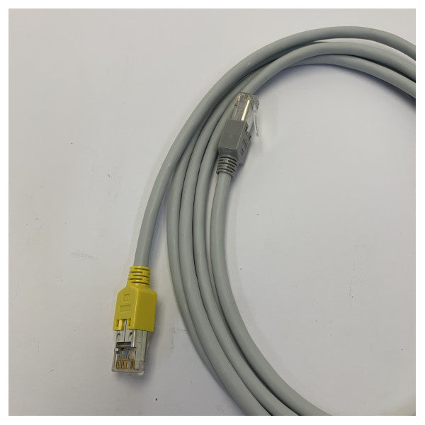 Bechtle Crossover Cat5 Patch кабел RJ45 - 2m мрежов кабел - 27683