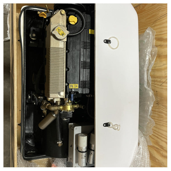 Морски дизелов генератор Paguro 18 kVa 230V 50 Hz със звуков щит 50 часа