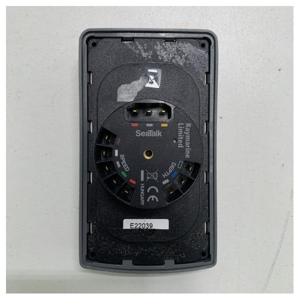 Defect Raymarine ST40 Bidata Speed and Depth Display - E22039