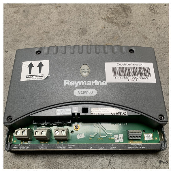Употребяван Raymarine VCM100 морски преобразувател на напрежение от 12-24V DC до 42V DC за корабна електроника
