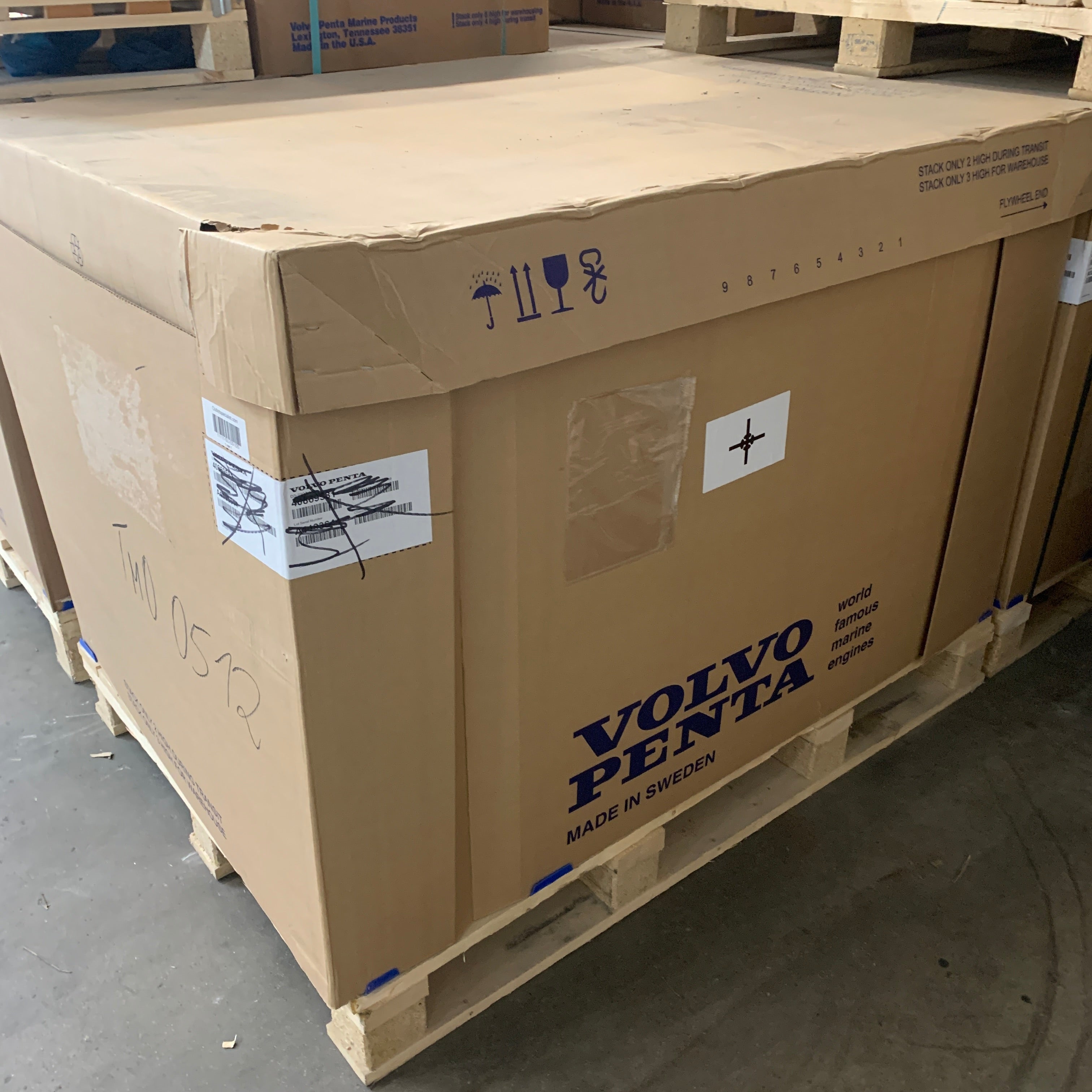 5-цилиндров морски дизелов двигател Volvo Penta D3-220 с мощност 220 к.с.