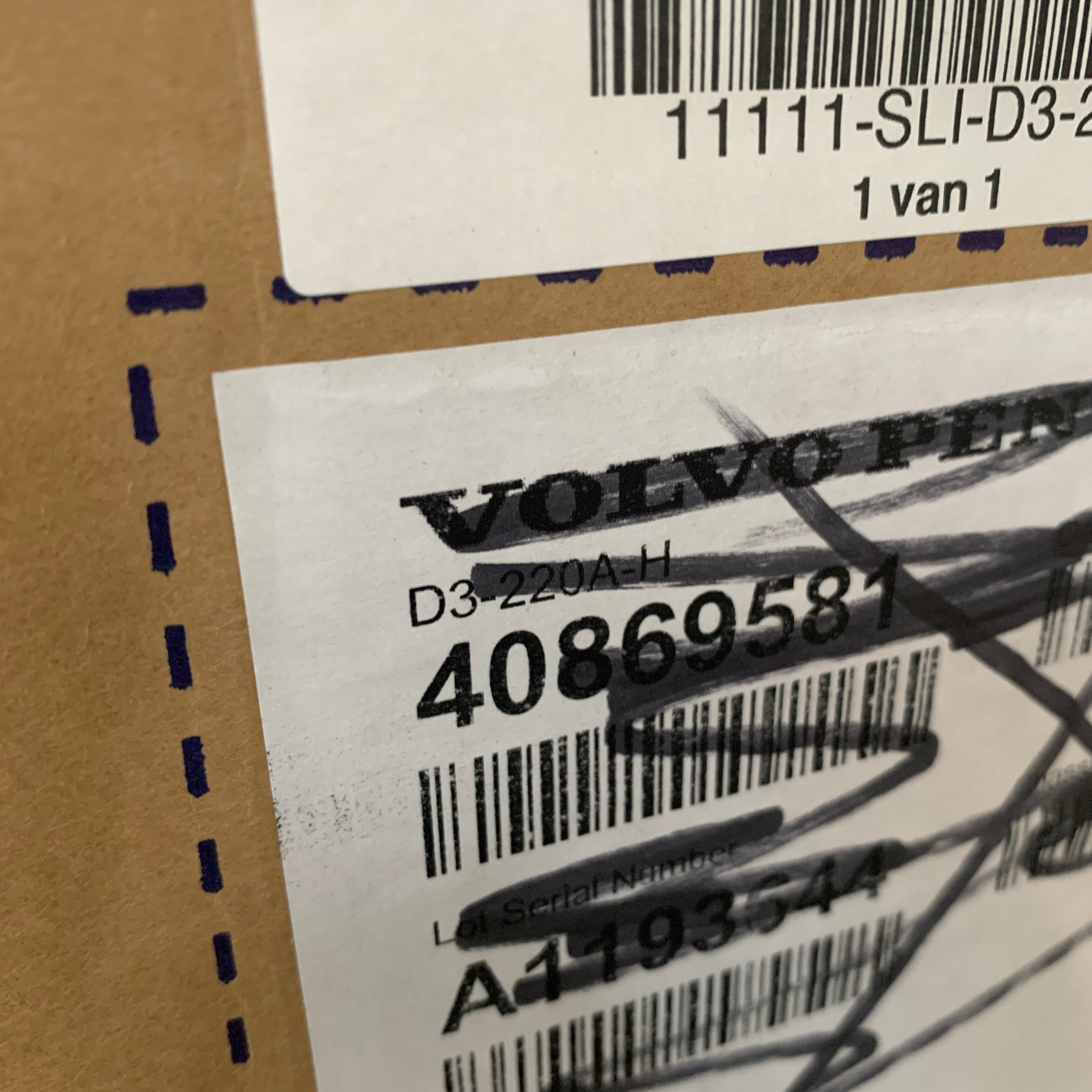 5-цилиндров морски дизелов двигател Volvo Penta D3-220 с мощност 220 к.с.