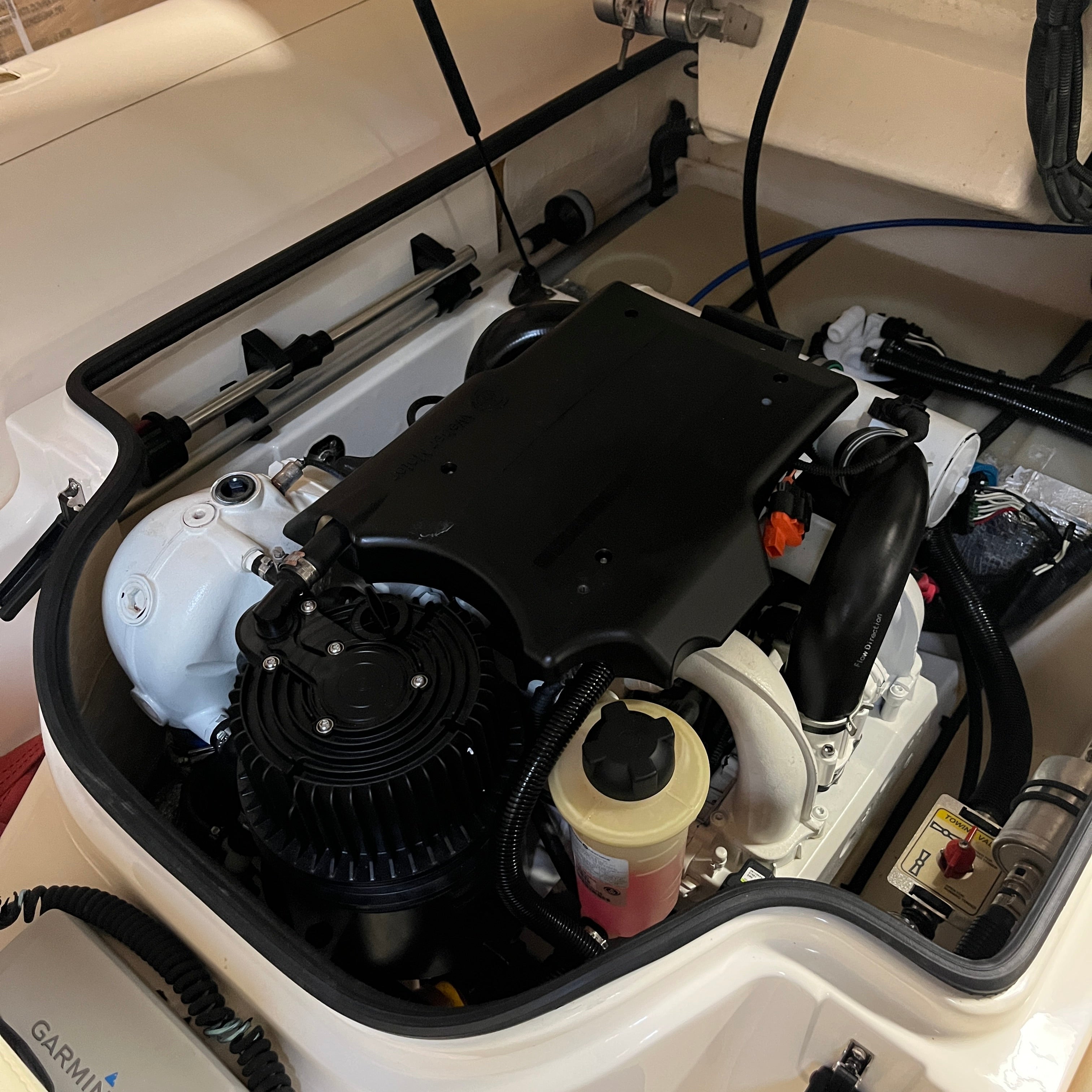 Unused Williams Jet Tender Turbojet 385 From 2016 with Audio and VHF 100 HP 0 Engine Hours