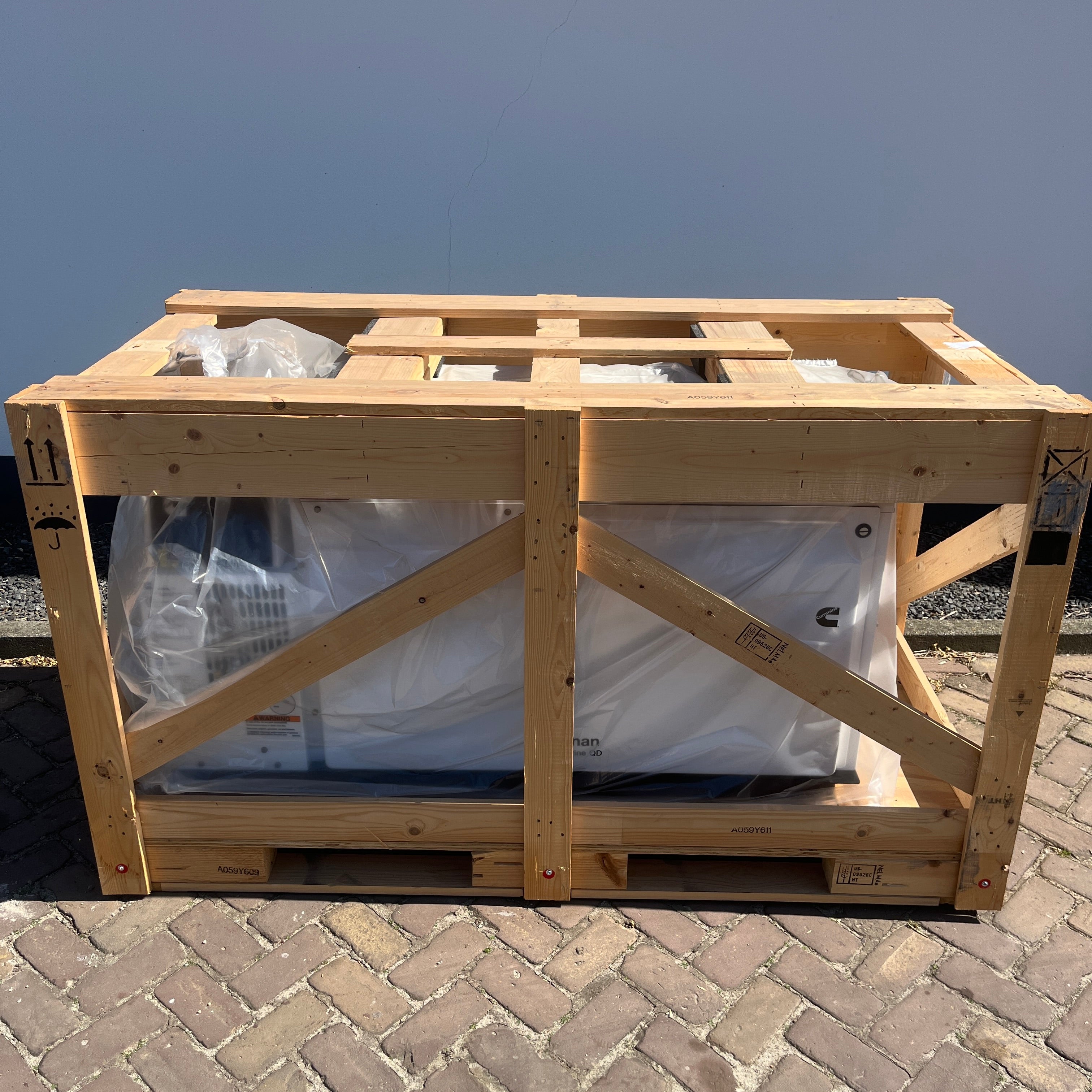 Cummins Onan 29 の kW の海洋のディーゼル発電機 230V | 60HZ - 29MDKDS