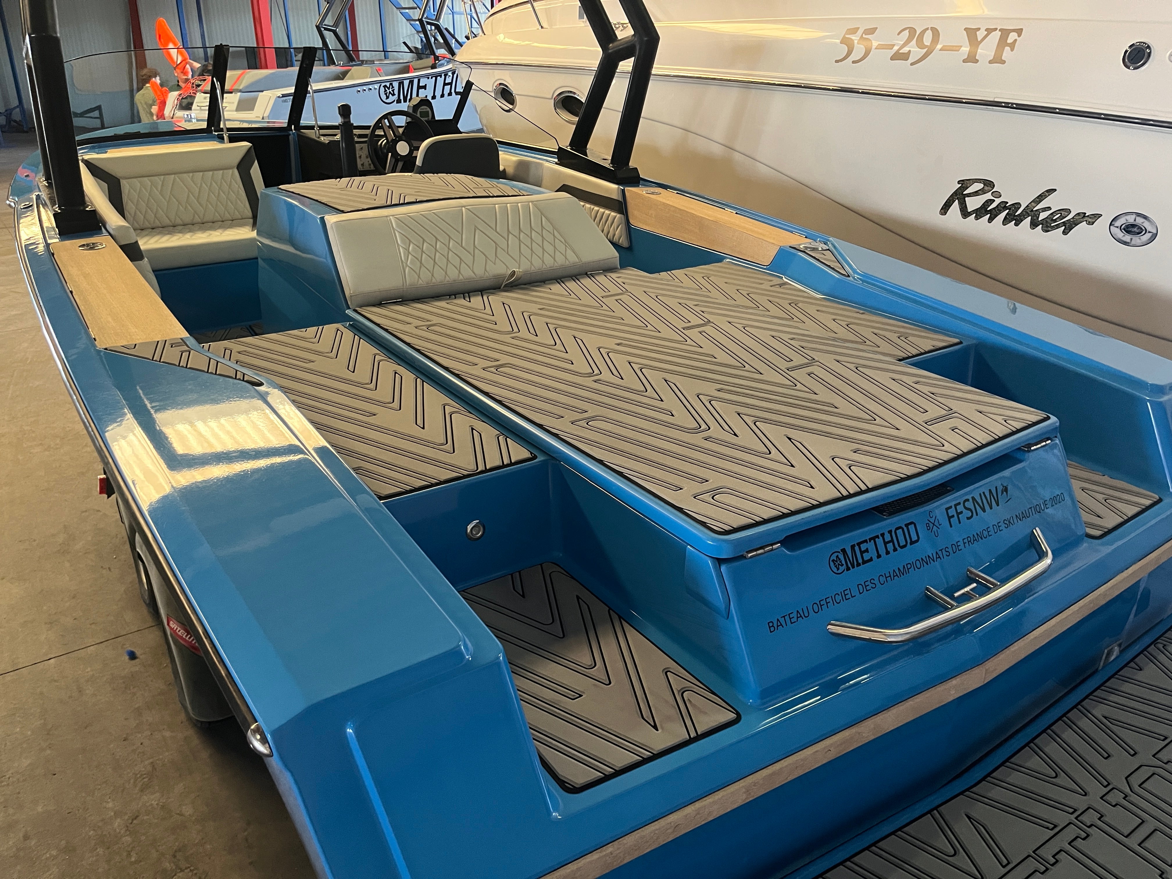 Method Wake Ski 6.2 wakeboard- waterski boat avec 440HP BLUE 2020