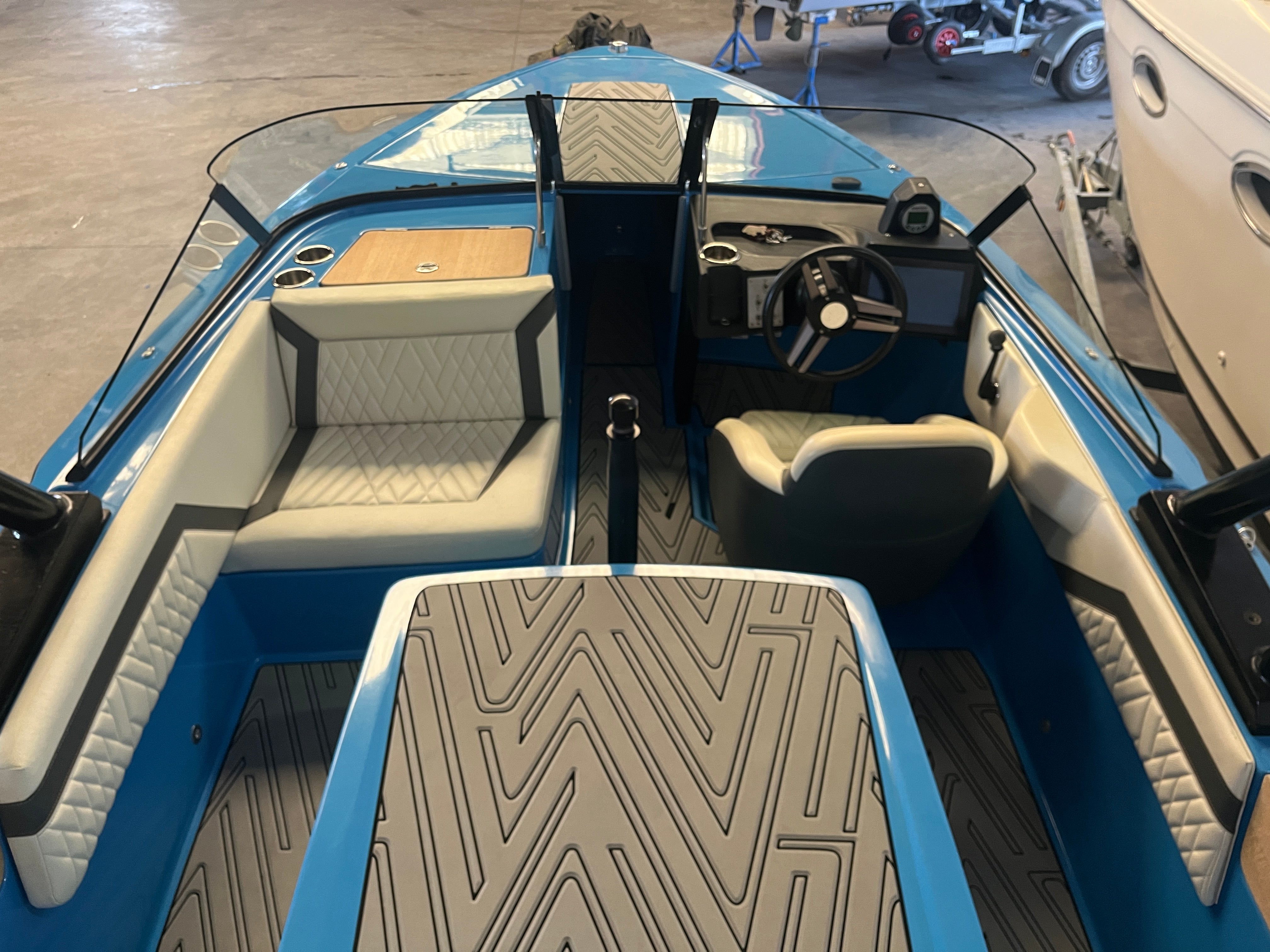 Method Wake Ski 6.2 wakeboard- waterski boat avec 440HP BLUE 2020