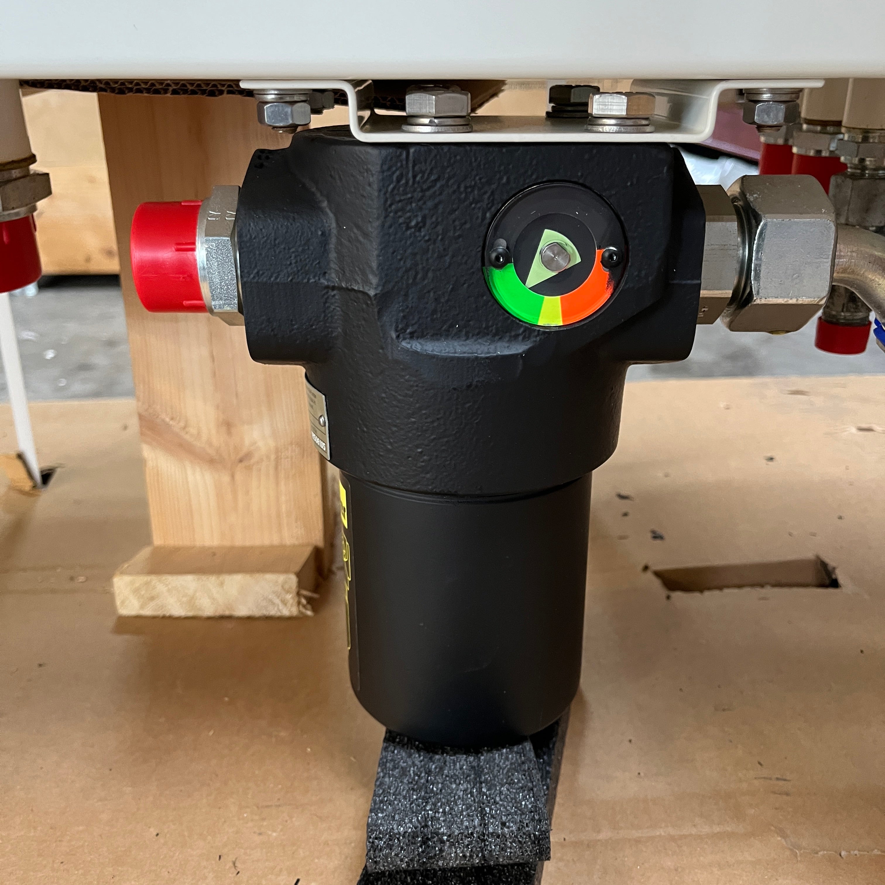 Sleipner TB60 60 L 油圧オイル タンク隔壁 24 v