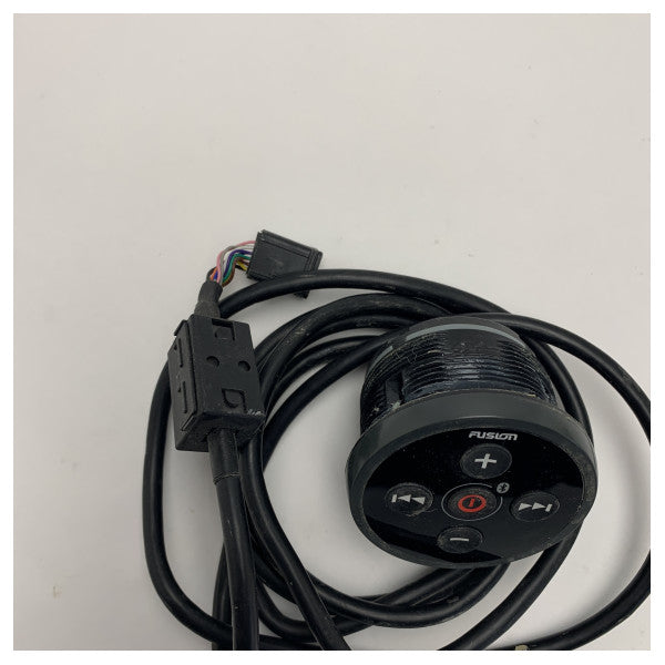 Radio/stéréo marine Fusion MS-BB100 usagée avec bluetooth