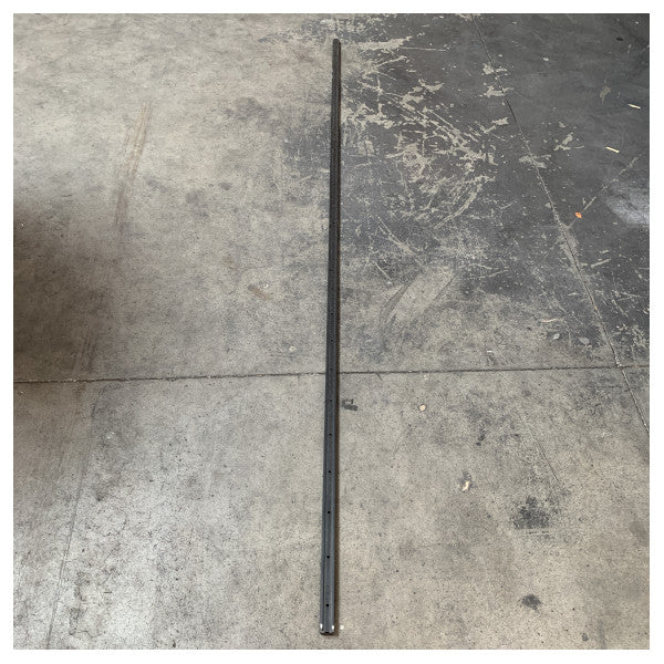 Selden Track 30 30 мм звичайна алюмінієва чорна доріжка 2500 мм - 443-001-05 - 443-001-05