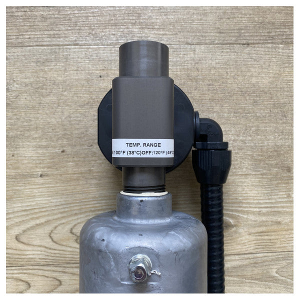 Морський нагрівач для резервуарів з нержавіючої сталі з термостатом 5000 Вт - довговічне, стійке до погодних умов рішення для нагрівання для морських застосувань