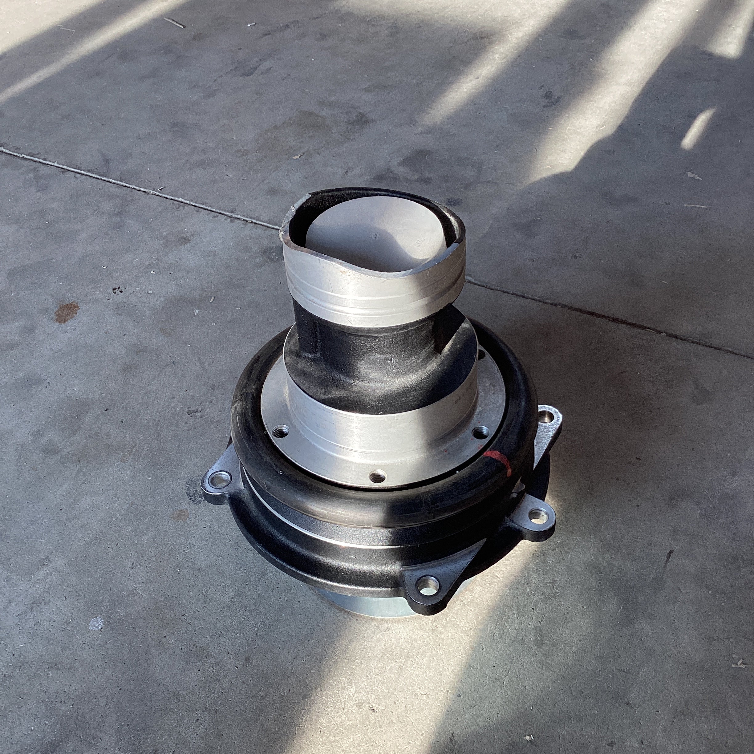 Volvo Penta IPS Intermediate Housing Black - 23247830