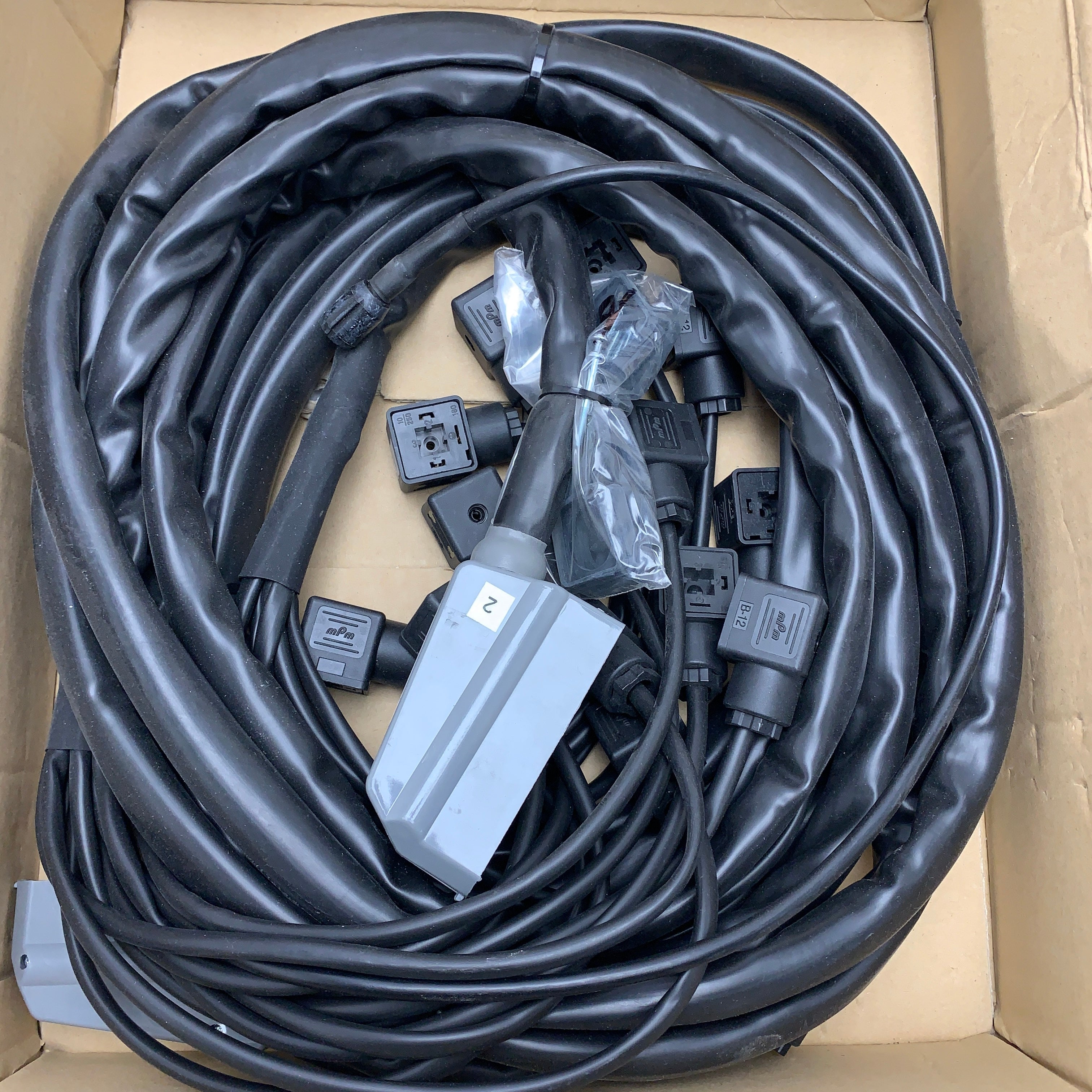 Zestaw przewodów do pompy hydraulicznej Besenzoni BES878 24V