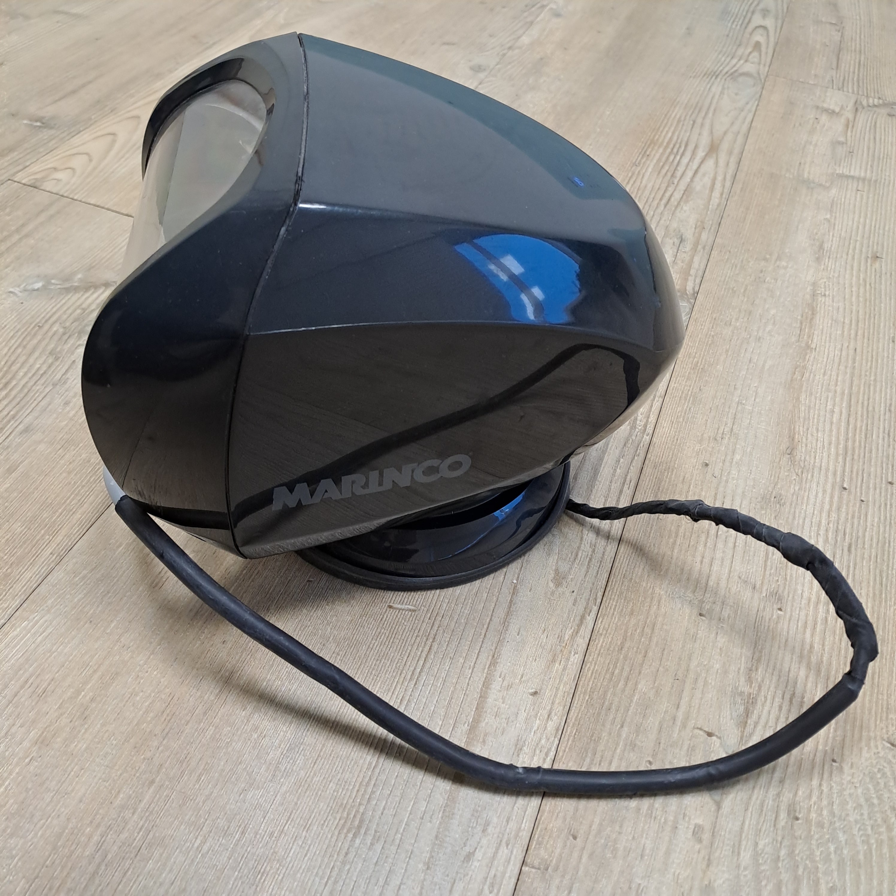 マリンコ 電動調節式サーチライト ブラック 100W 12/24V - SPL-12B