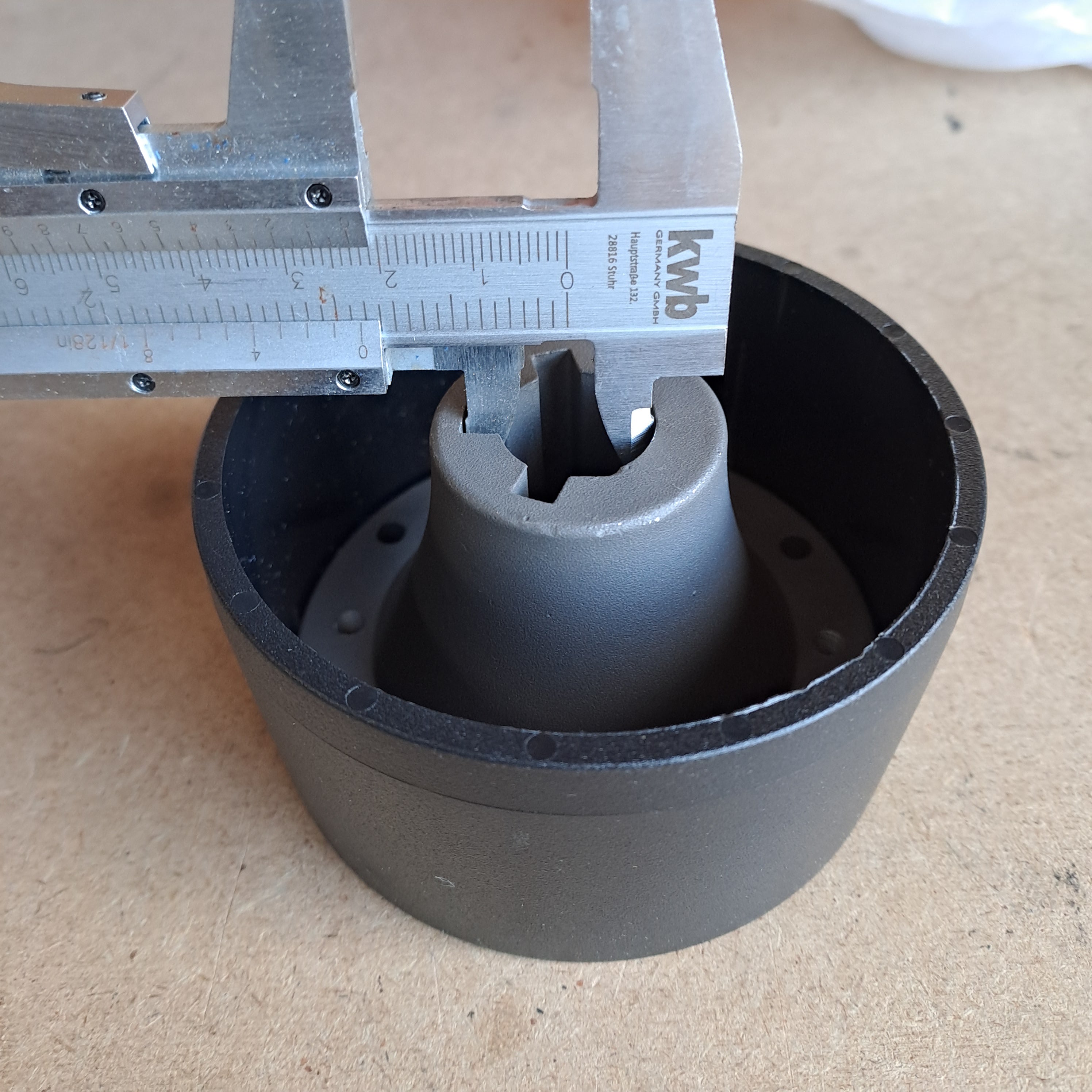 Volante Isotta Carlotta a 3 razze in acciaio inox nero 350 mm