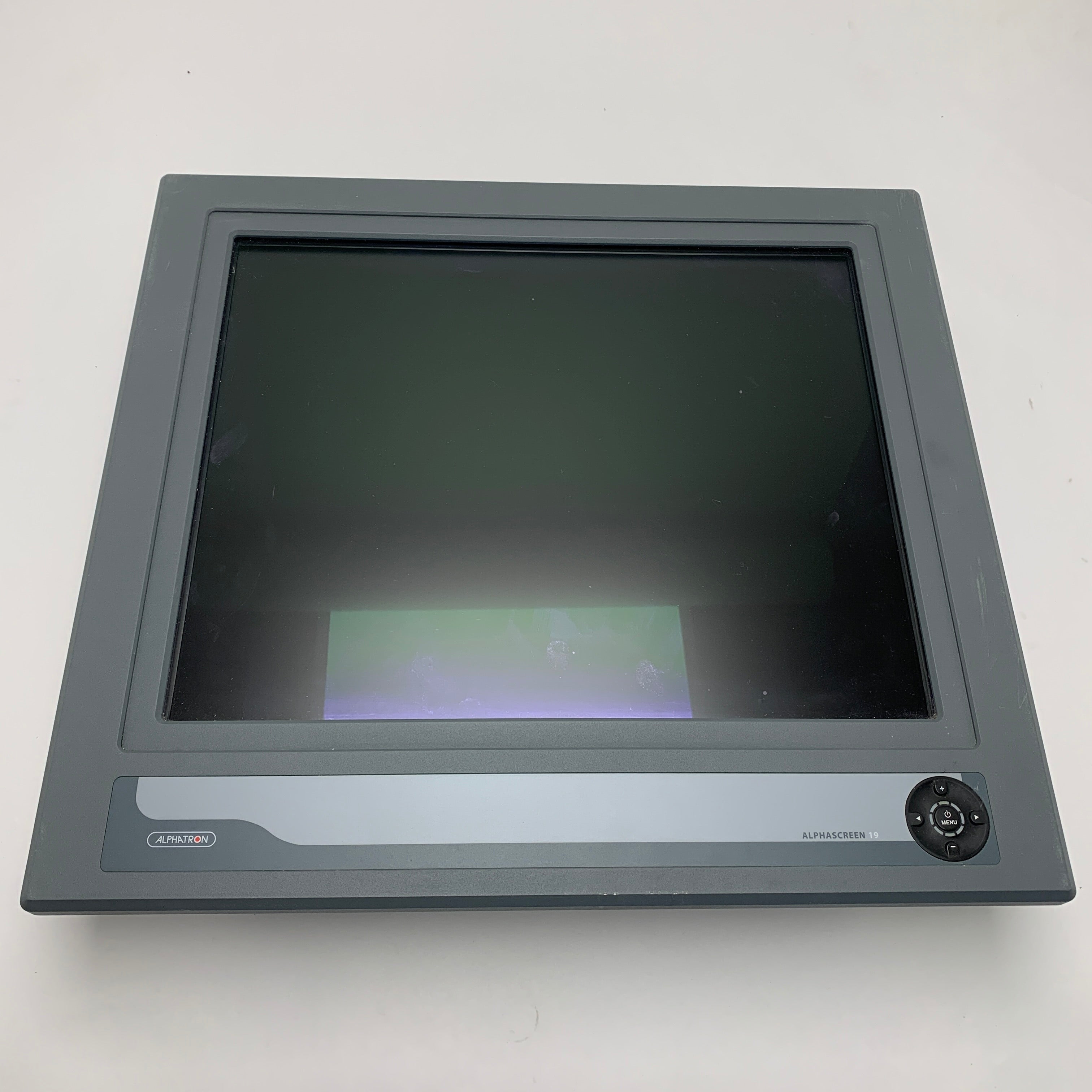 KORIŠTENI Hatteland Alphatron JH 19T14 19 inčni višenamjenski morski zaslon
