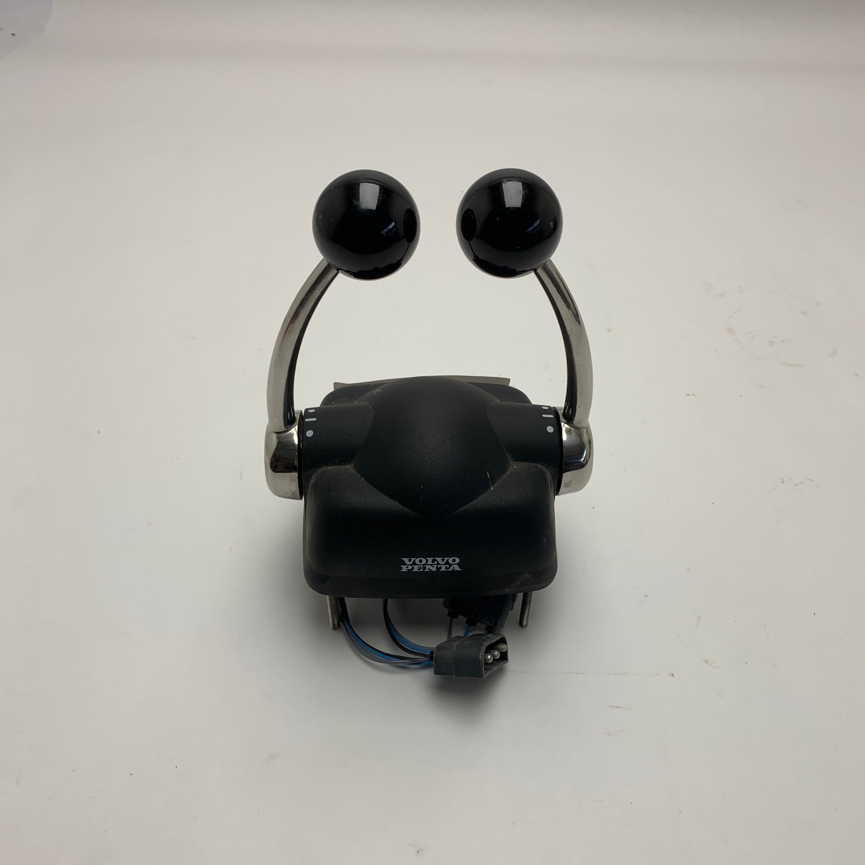 صمام خانق كهربائي كهربائي مزدوج مستعمل من فولفو بنتا - 3819900