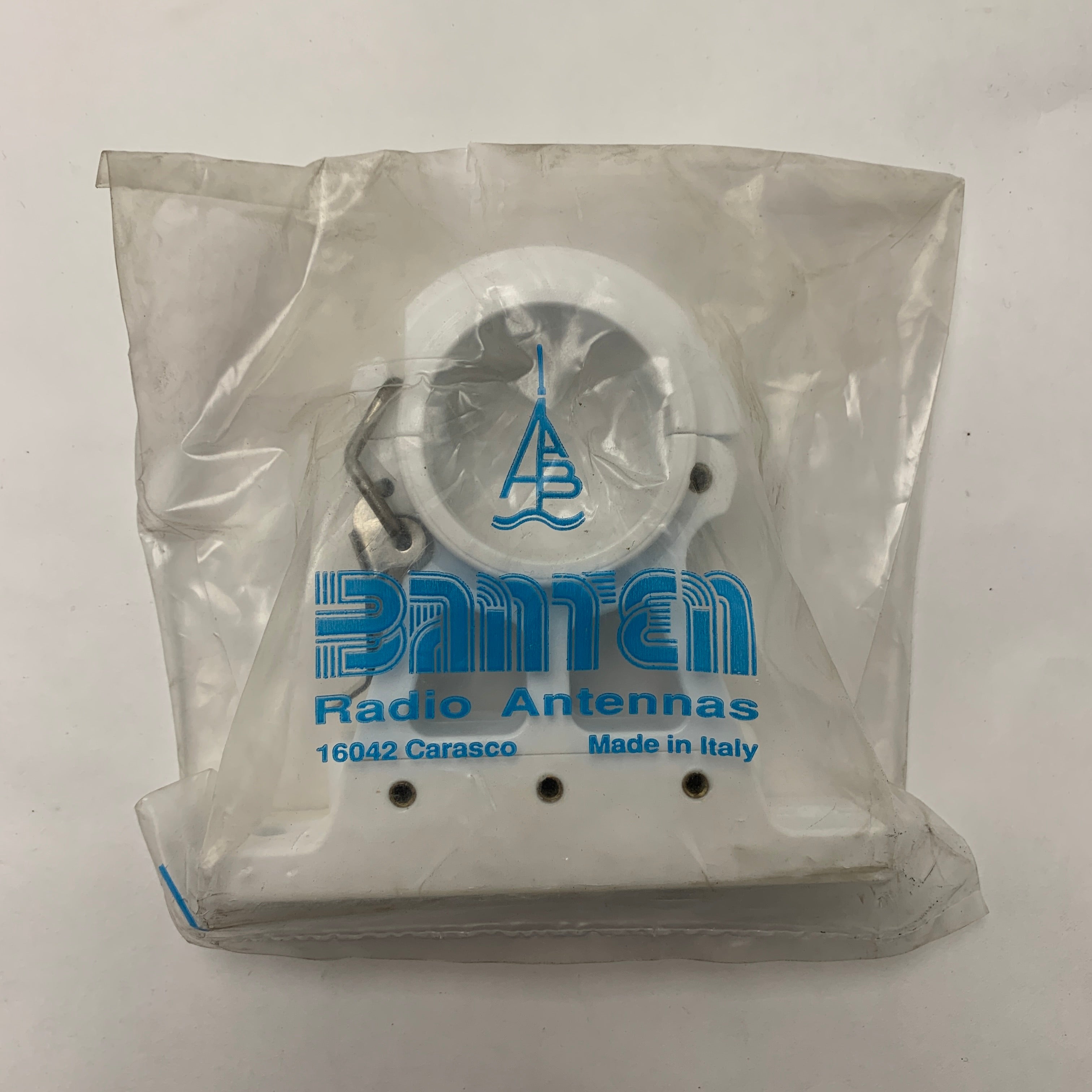 Banten 072461 монтажна скоба за антени с надеждно закрепване