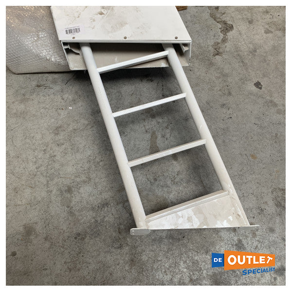 Nautinox Sessa C46 6-stegs badstege vit