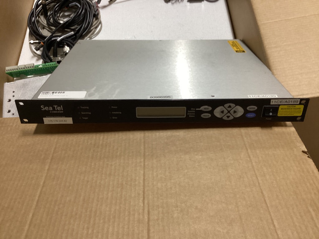 Sistema de TV por satélite marítimo Sea Tel 3004 TVRO completo