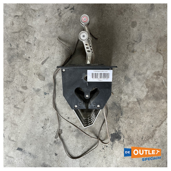 Подвійний важіль управління двигуном Teleflex MY Flush хром - 311122-560