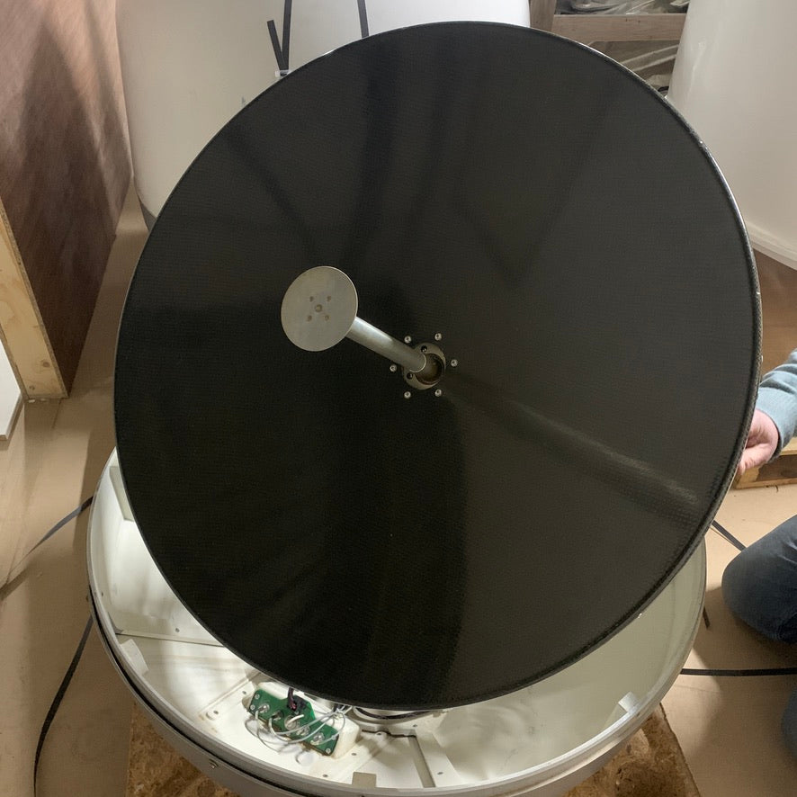 KVH Tracvision G8 Antenna Europe TVG8SS TVRO System