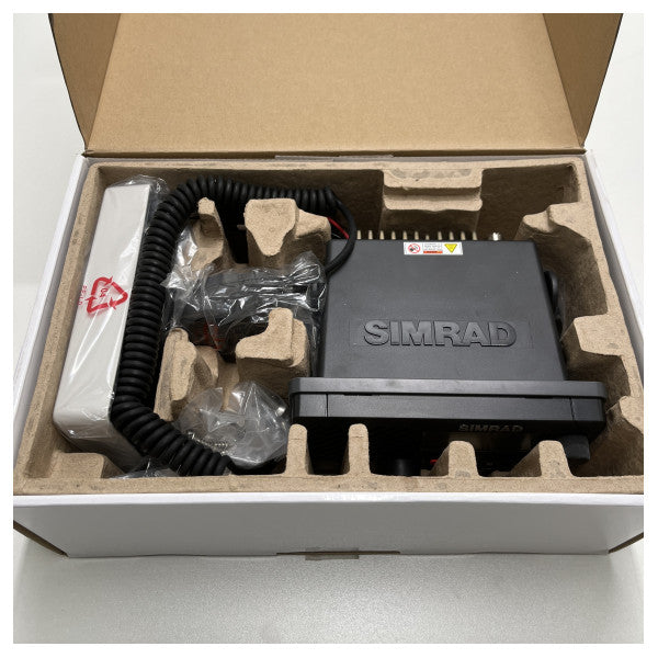 Simrad RS35 DSC VHF AIS受信機付きVHF無線機 - 000-10790-001