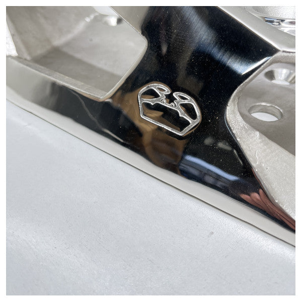 Metrocastin ruostumattomasta teräksestä valmistettu Cranchin porttilevy - 55154378