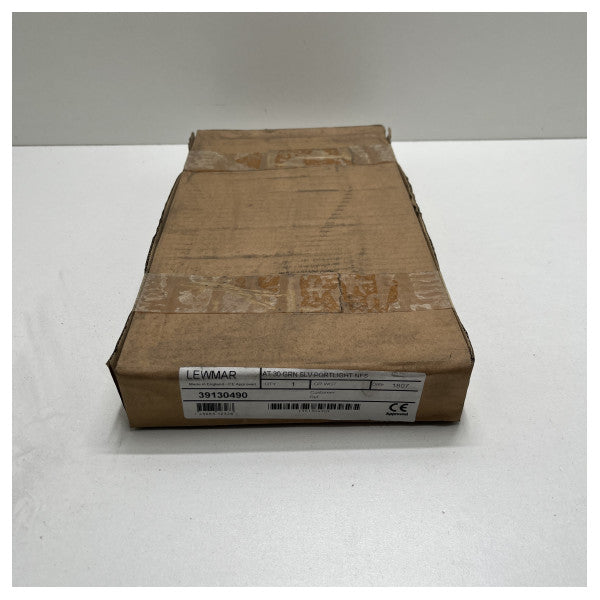 Lewmar Atlantic Size 30 アルミ製開口部舷窓 400 x 200 mm - 39130490