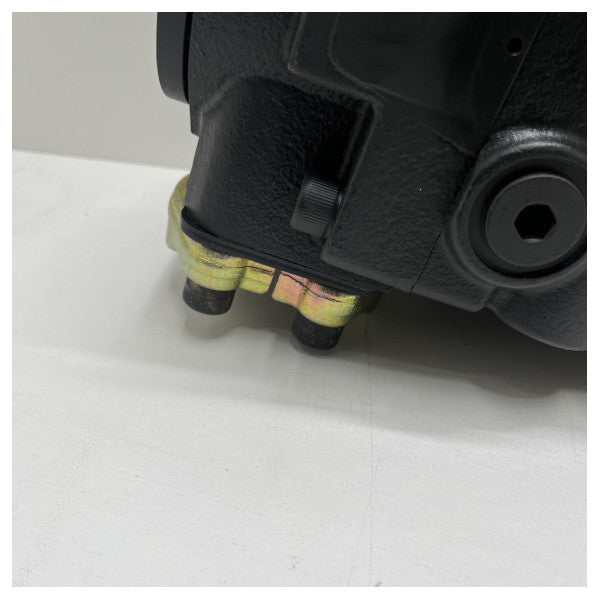 مضخة ضغط هيدروليكية من سوير دانفوس 60 سم مكعب | 400 بار - JRR060BLS252