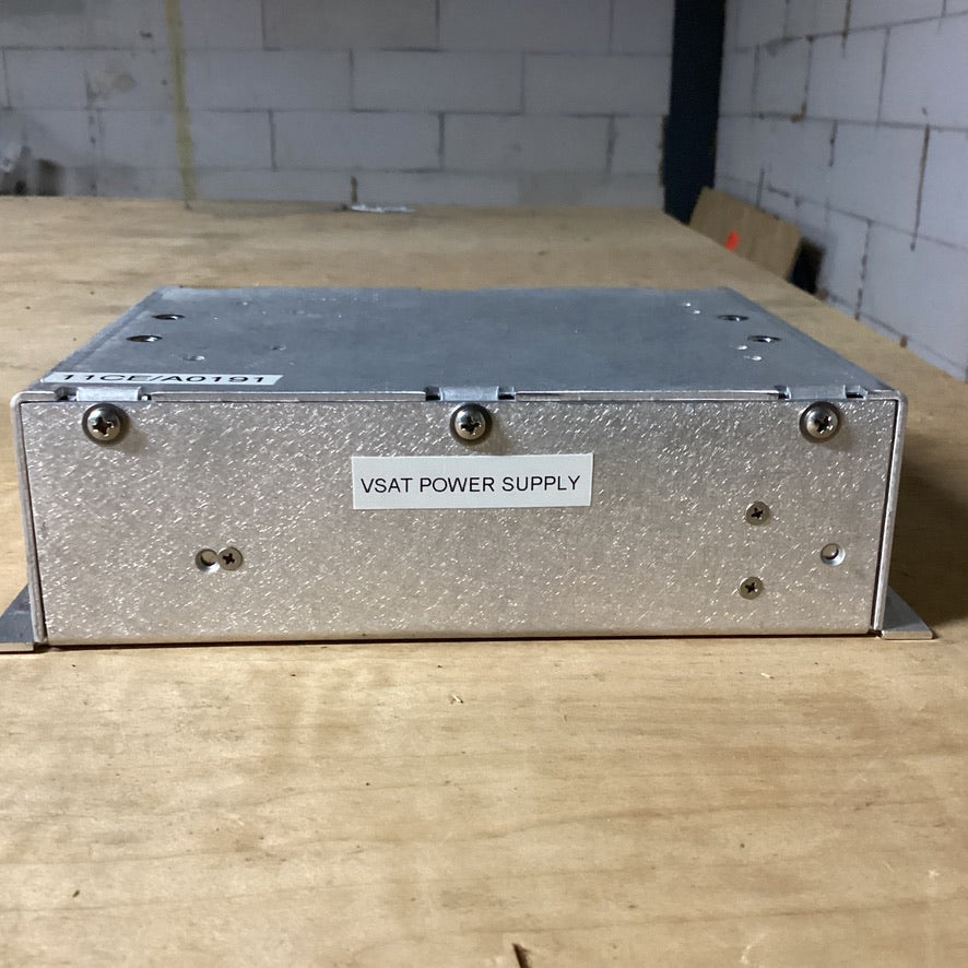 Sistema de TV por satélite marítimo Sea Tel 3004 TVRO completo