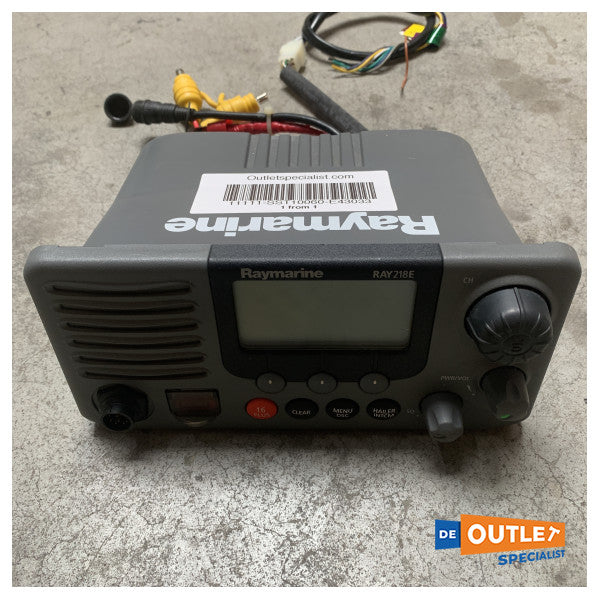 Raymarine Ray218E DSC vhf-järjestelmä käytetty ei testattu - E43033