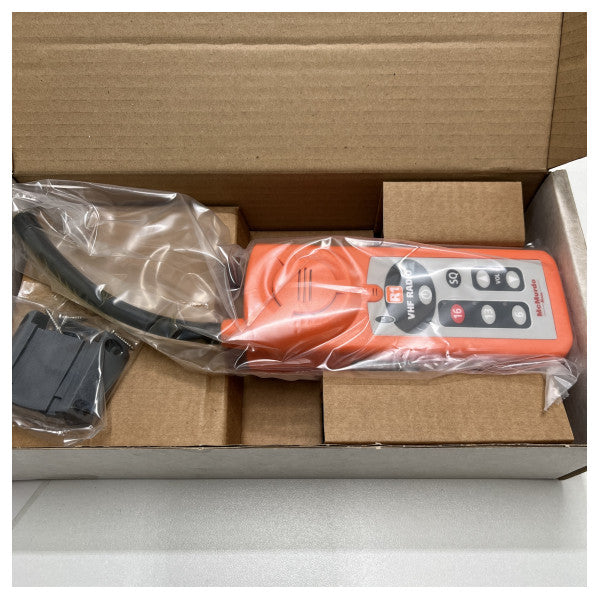 جهاز لاسلكي محمول محمول باليد R1 - 84-001 لحالات الطوارئ في ماكموردو GMDSS