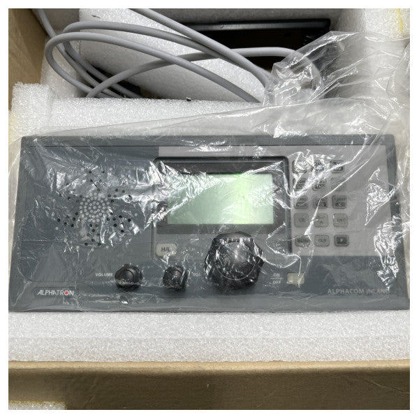 Alphatron Alphamom Intern Marine VHF MF MK2 Iswed - 3202.1096