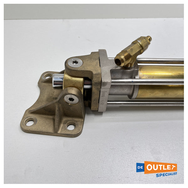 Хидравличен кормилен цилиндър Seastar HC5804